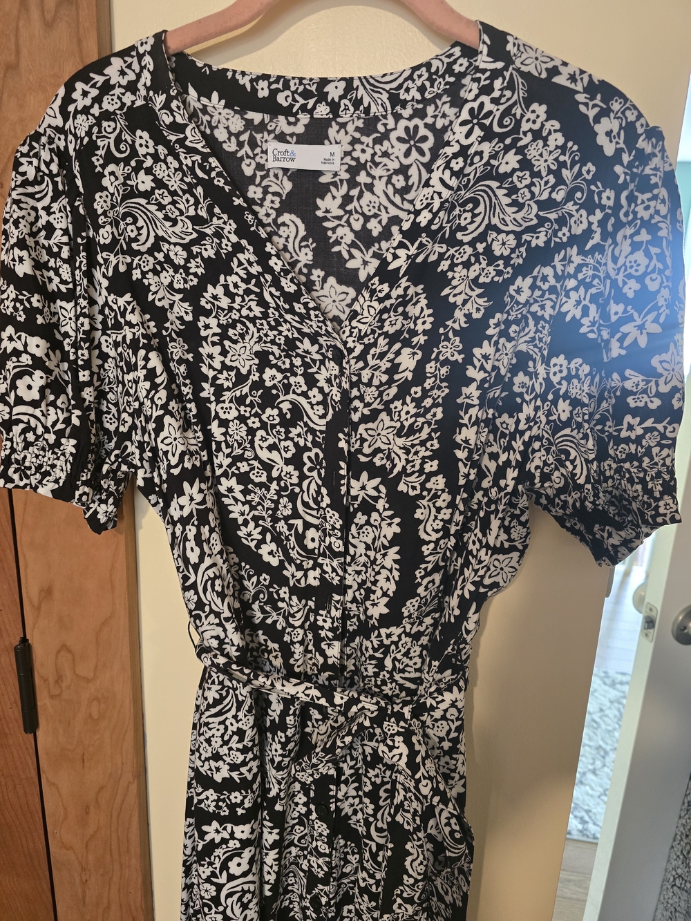 Croft & Barrow Black and White Floral Wrap Dress